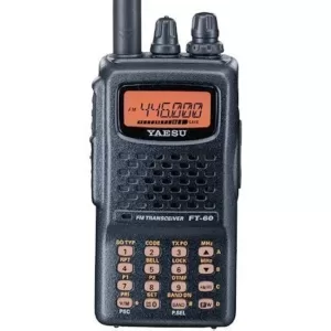 Radio Portatil Yaesu FT-60R Digital